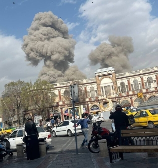 اسرائیل نے ایران پر پیشگی حملہ کر دیا، تہران میں دھماکوں کی آوازیں